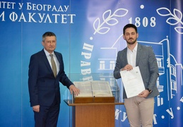 Дипломац (138 of 186)-0183